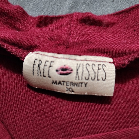 Cold shoulder shirt - Picture 2 of 2